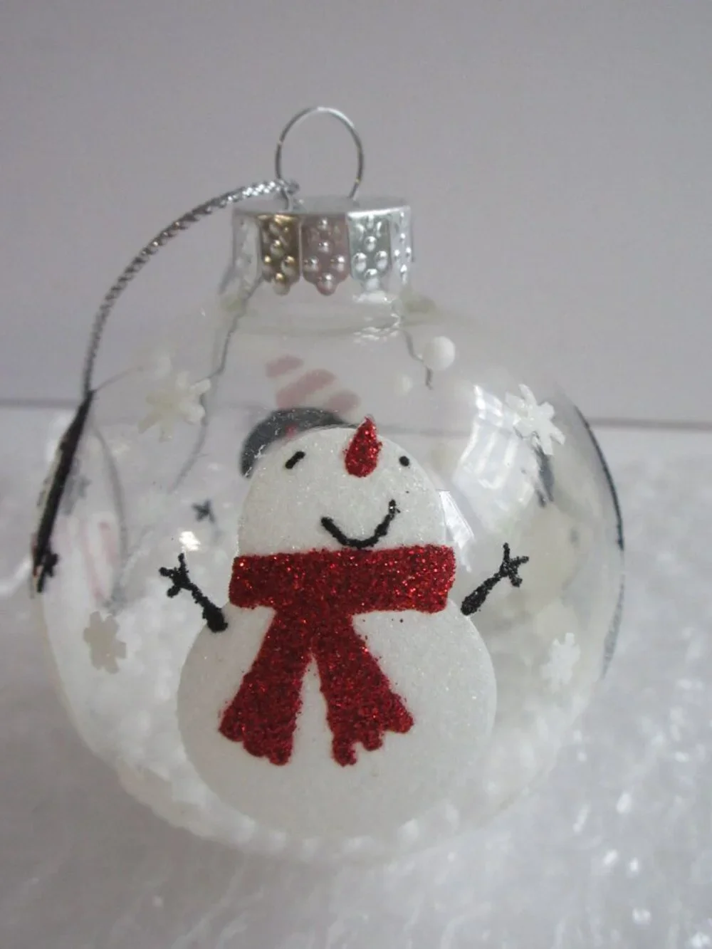 Bronner's Snowmen on Clear Glass Christmas Ornament G&L Cap Faux Snow Beads